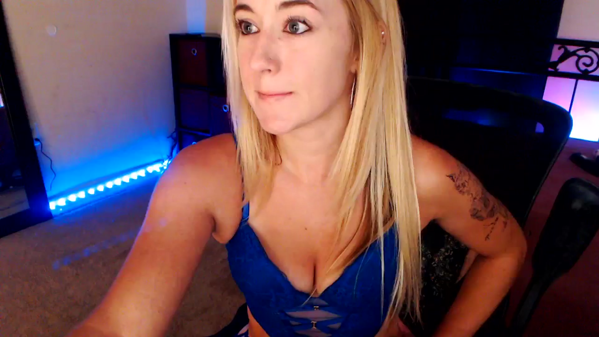 Gallery image thumbnail from SouthernSkye's myfreecams stream on, 09/15/2024, 06:33 image 20 of 20