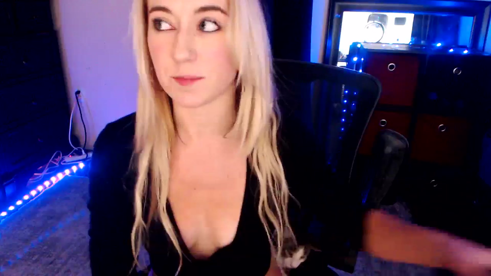 Gallery image thumbnail from SouthernSkye's myfreecams stream on, 01/06/2025, 08:04 image 20 of 20