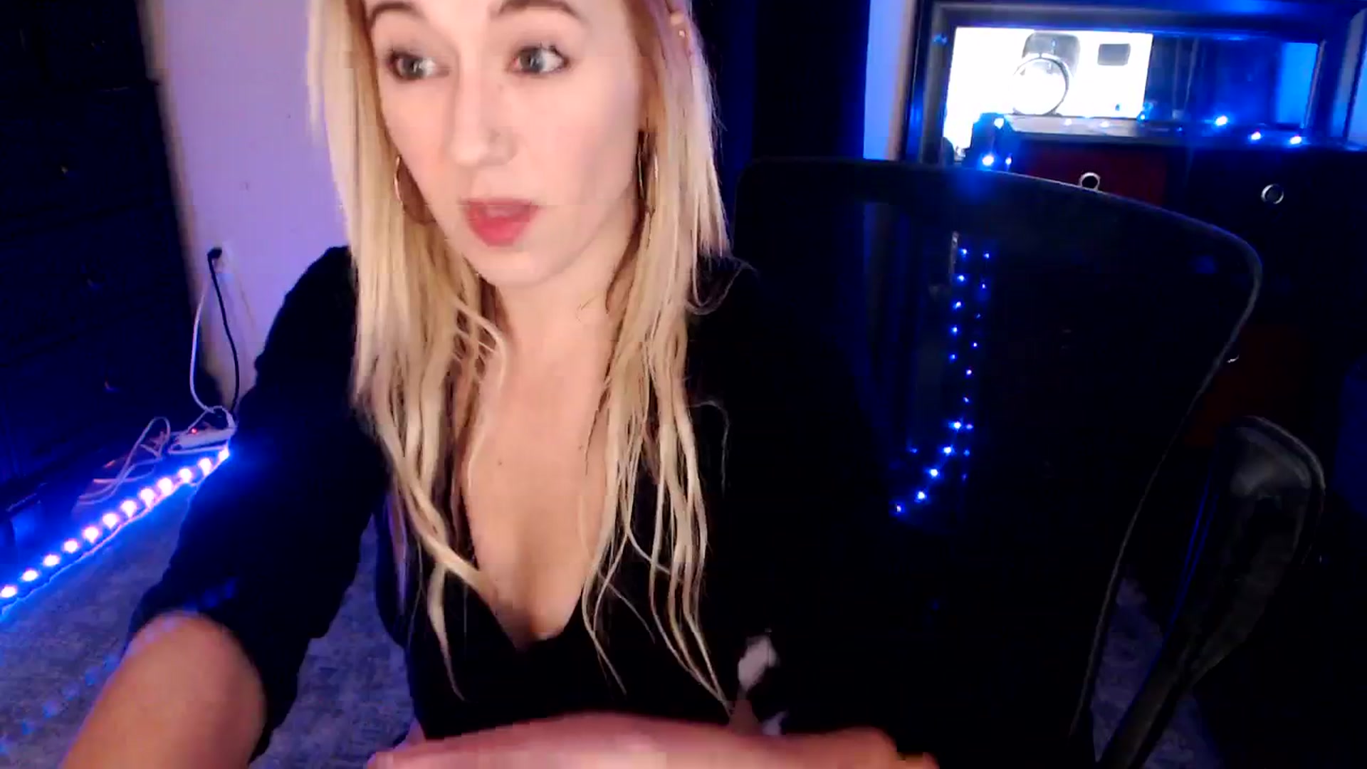 Gallery image thumbnail from SouthernSkye's myfreecams stream on, 01/06/2025, 08:04 image 4 of 20