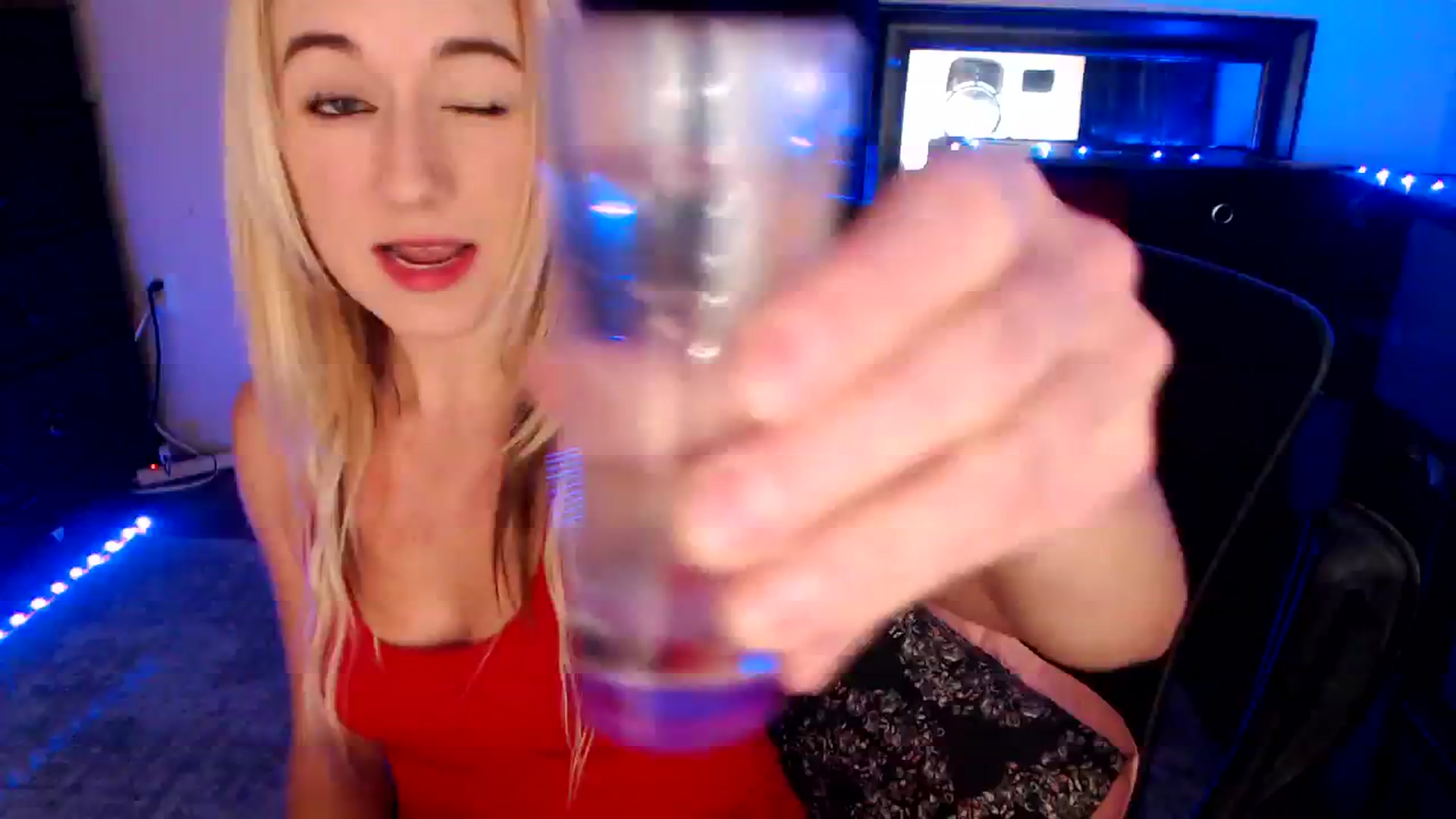 Gallery image thumbnail from SouthernSkye's myfreecams stream on, 01/13/2025, 07:27 image 1 of 20
