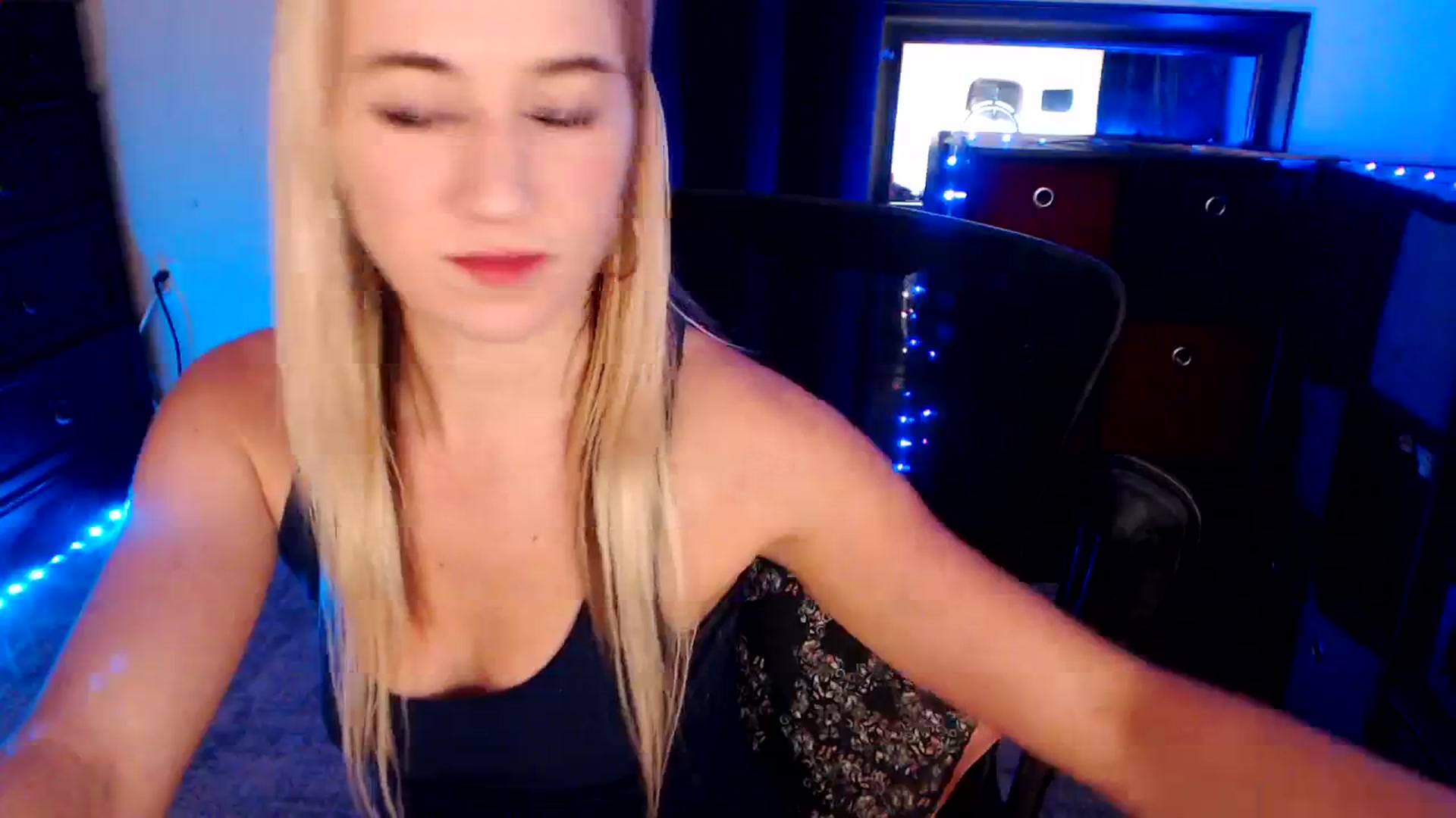Gallery image thumbnail from SouthernSkye's myfreecams stream on, 01/15/2025, 06:40 image 5 of 20
