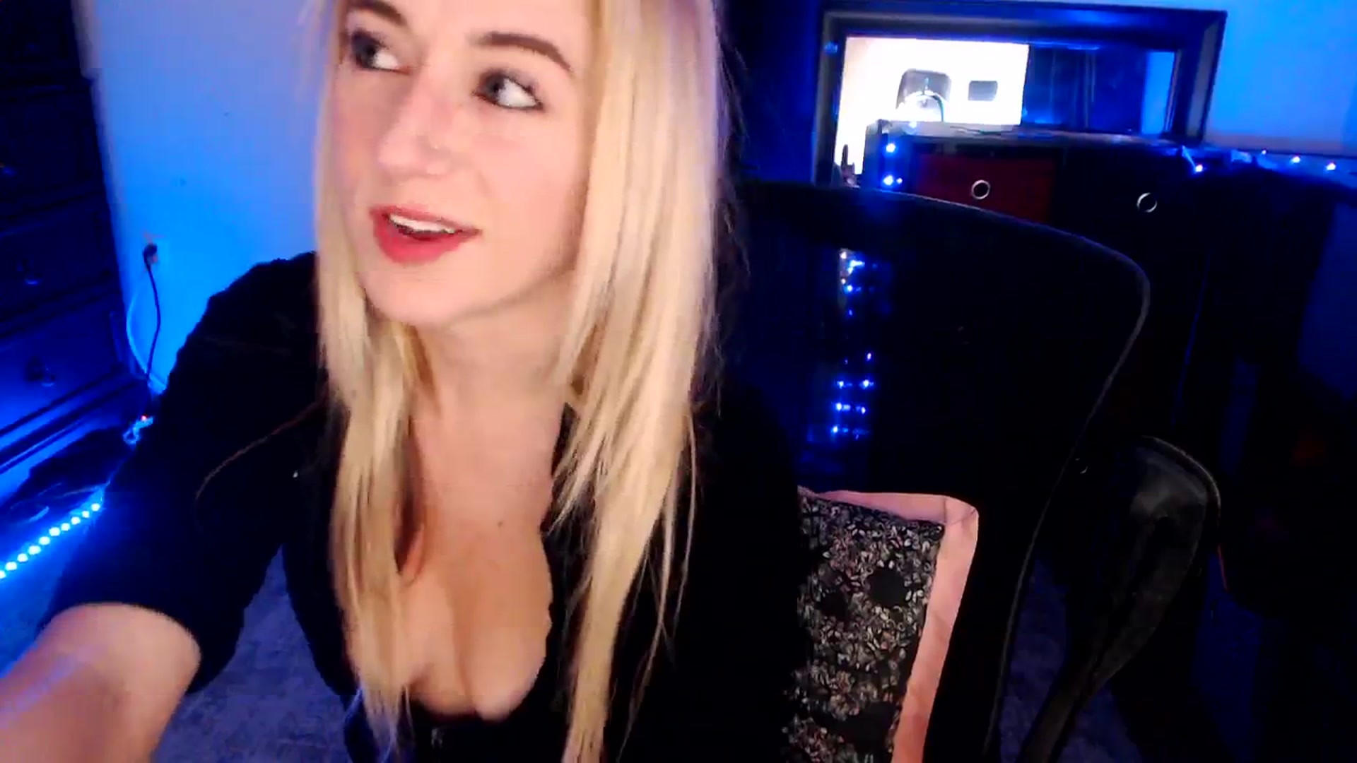 Gallery image thumbnail from SouthernSkye's myfreecams stream on, 01/20/2025, 07:48 image 4 of 20