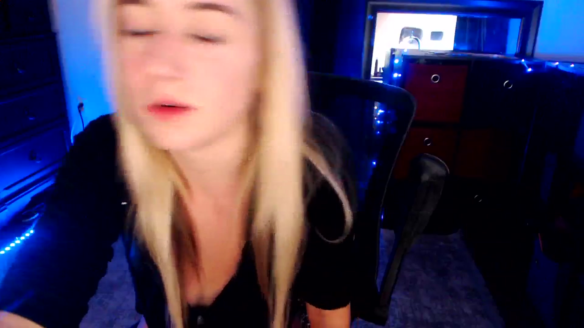 Gallery image thumbnail from SouthernSkye's myfreecams stream on, 01/20/2025, 07:48 image 20 of 20