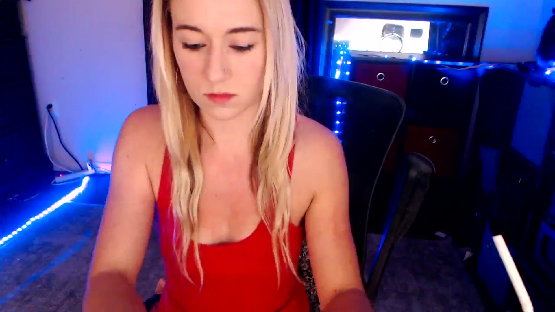 Gallery image thumbnail from SouthernSkye's myfreecams stream on, 02/17/2025, 07:30 image 5 of 20