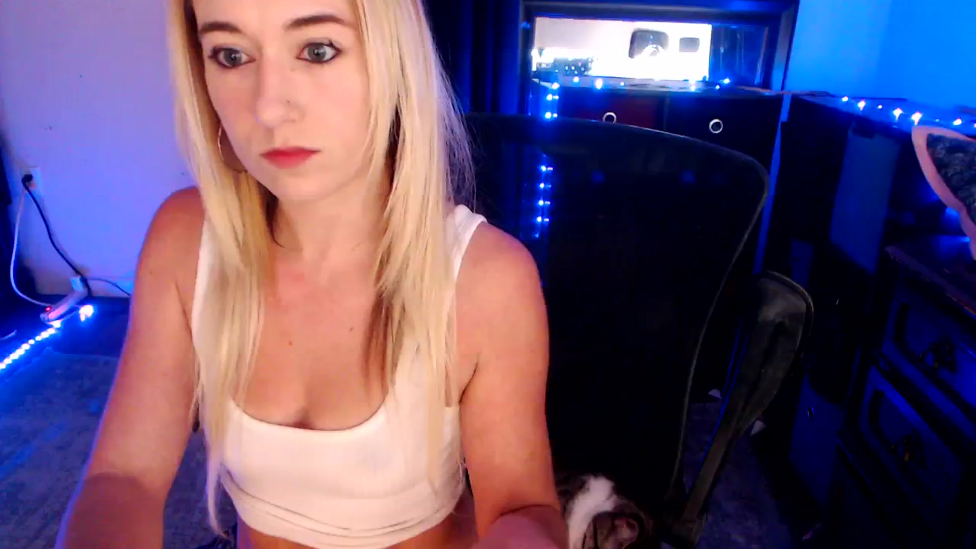 Gallery image thumbnail from SouthernSkye's myfreecams stream on, 02/20/2025, 06:27 image 8 of 20