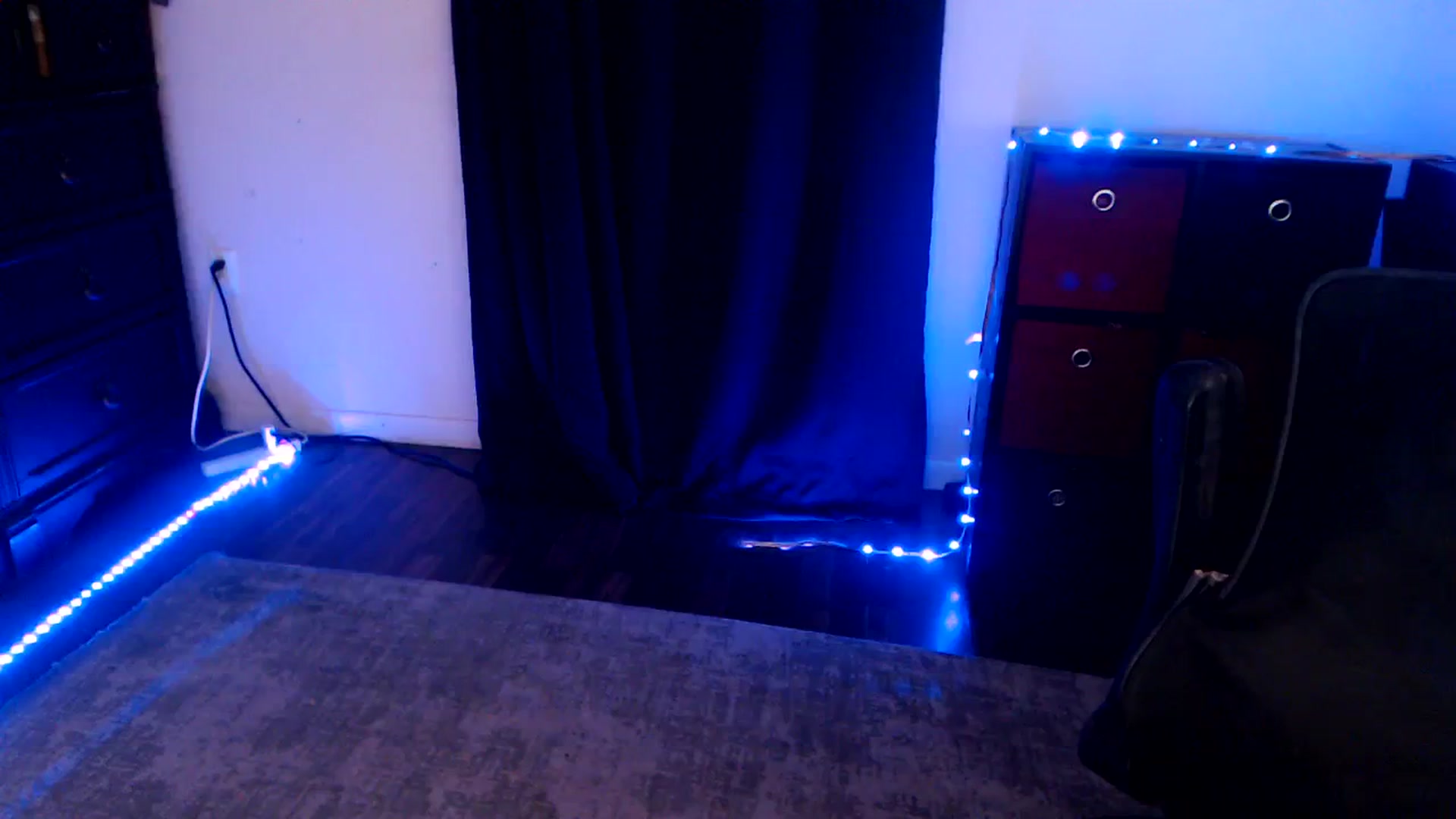 Gallery image thumbnail from SouthernSkye's myfreecams stream on, 05/16/2025, 06:45 image 19 of 20