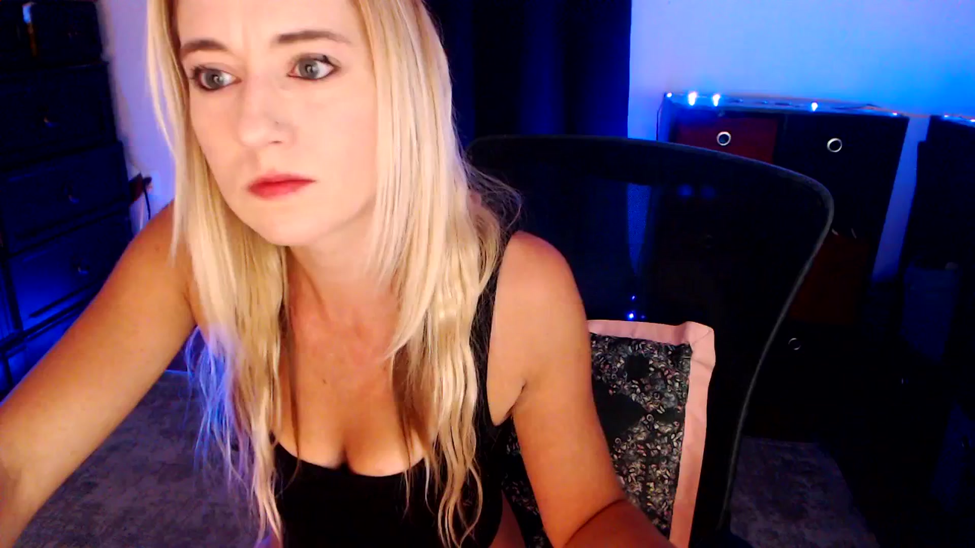 Gallery image thumbnail from SouthernSkye's myfreecams stream on, 06/05/2025, 06:40 image 13 of 20