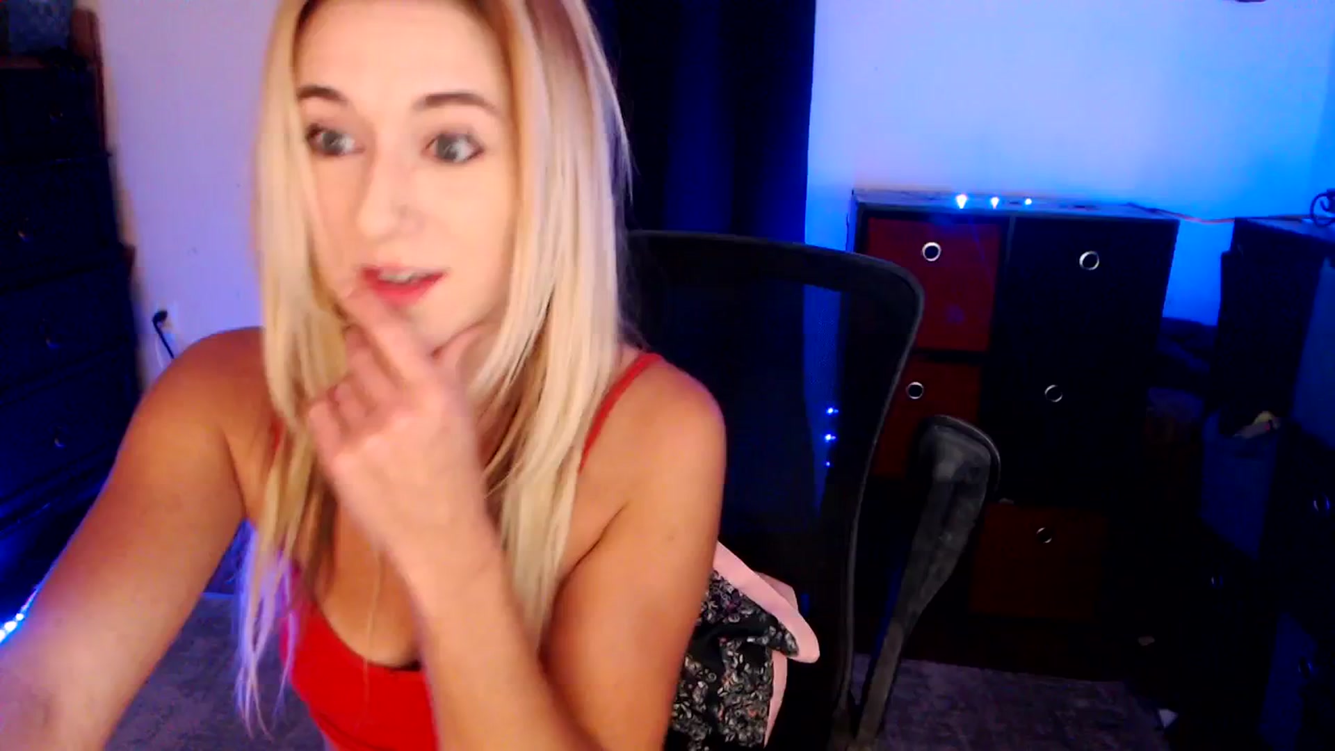 Gallery image thumbnail from SouthernSkye's myfreecams stream on, 06/11/2025, 07:10 image 17 of 20