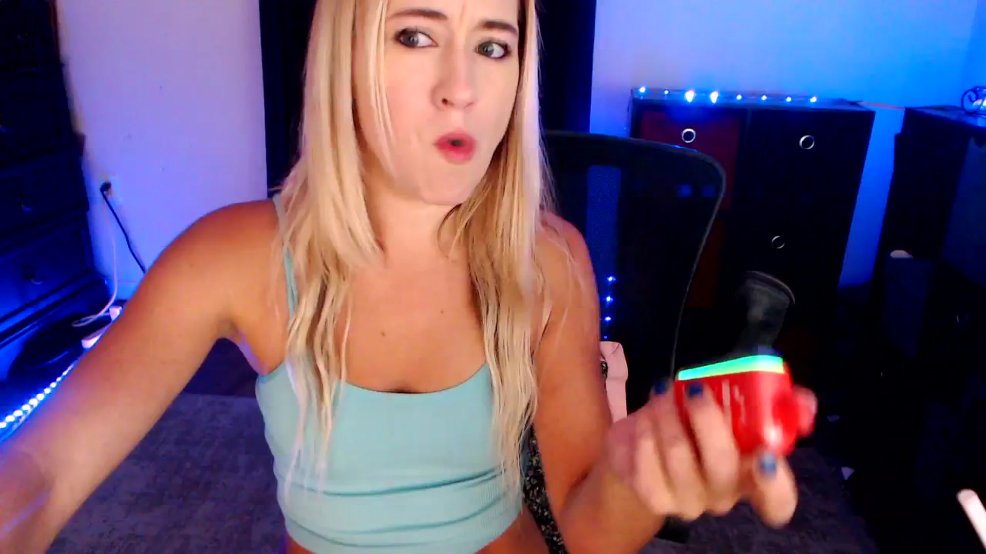 Gallery image thumbnail from SouthernSkye's myfreecams stream on, 06/12/2025, 05:37 image 7 of 20
