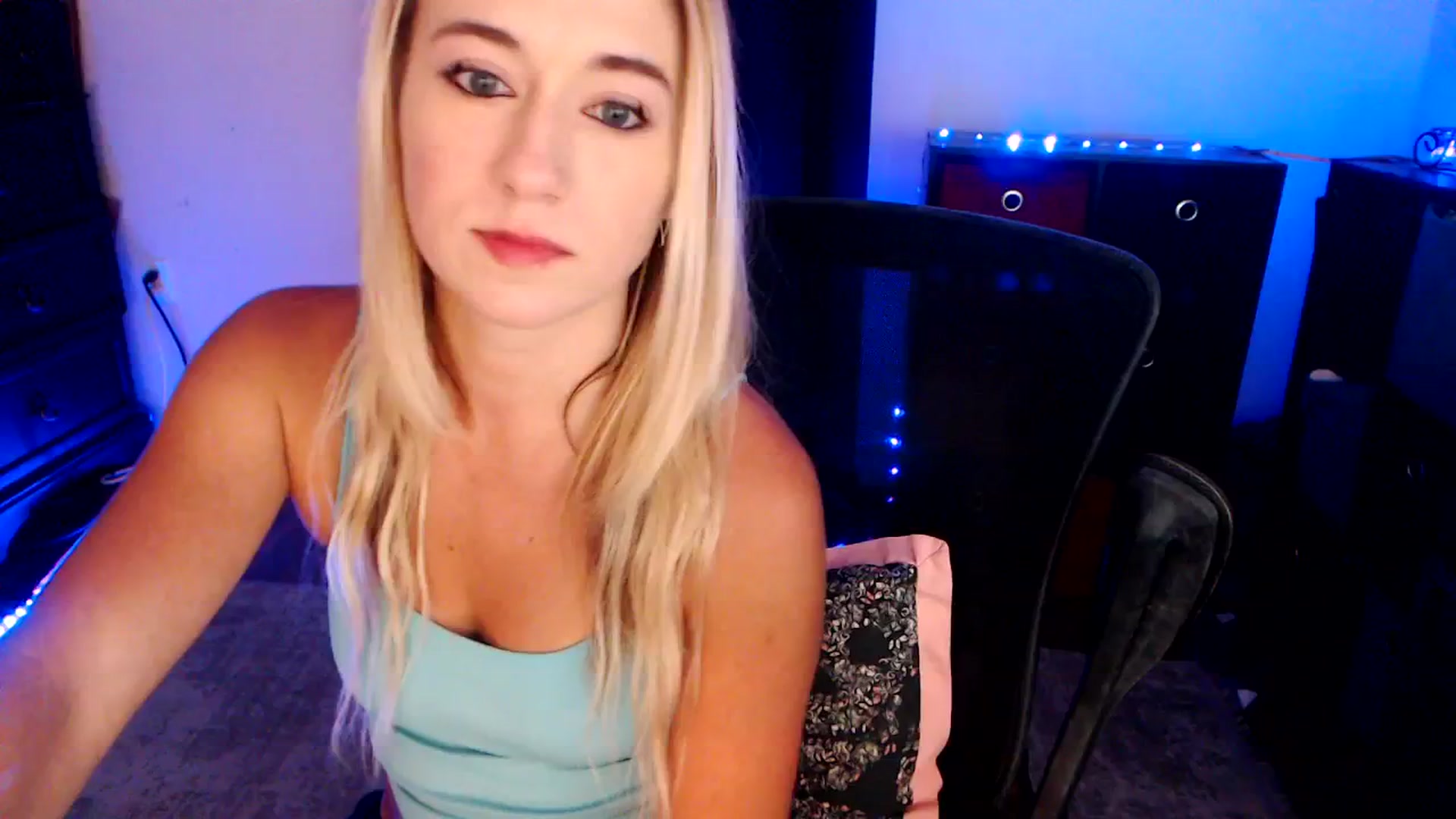Gallery image thumbnail from SouthernSkye's myfreecams stream on, 06/12/2025, 05:37 image 13 of 20