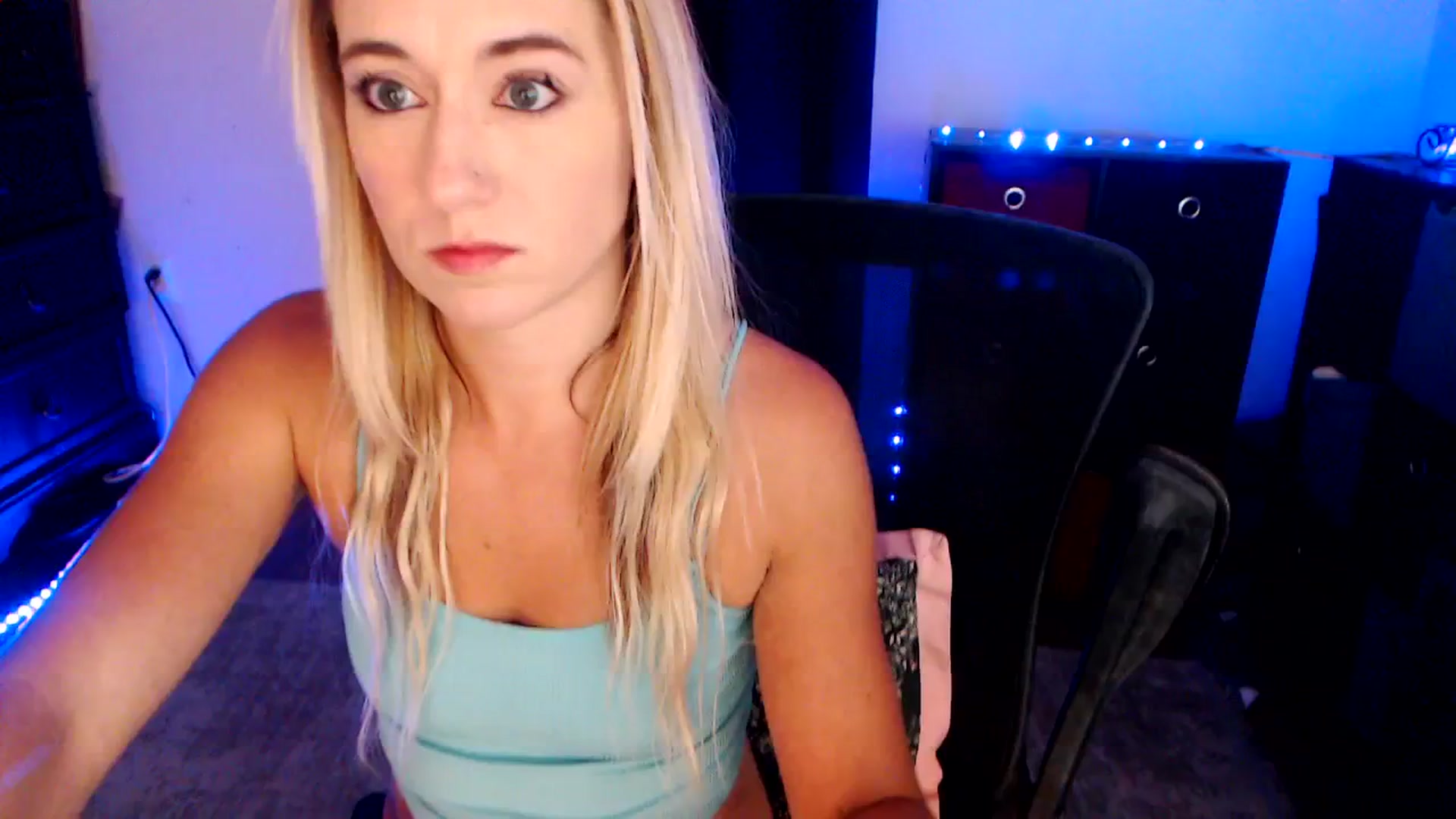 Gallery image thumbnail from SouthernSkye's myfreecams stream on, 06/12/2025, 05:37 image 16 of 20