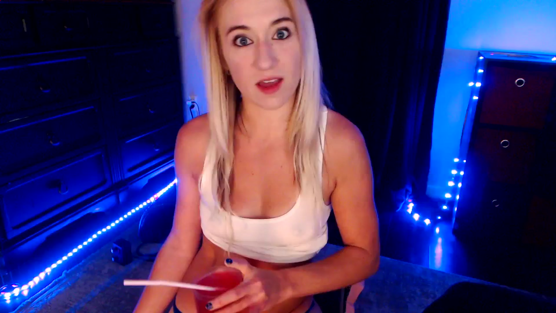 Gallery image thumbnail from SouthernSkye's myfreecams stream on, 07/06/2025, 08:01 image 4 of 20