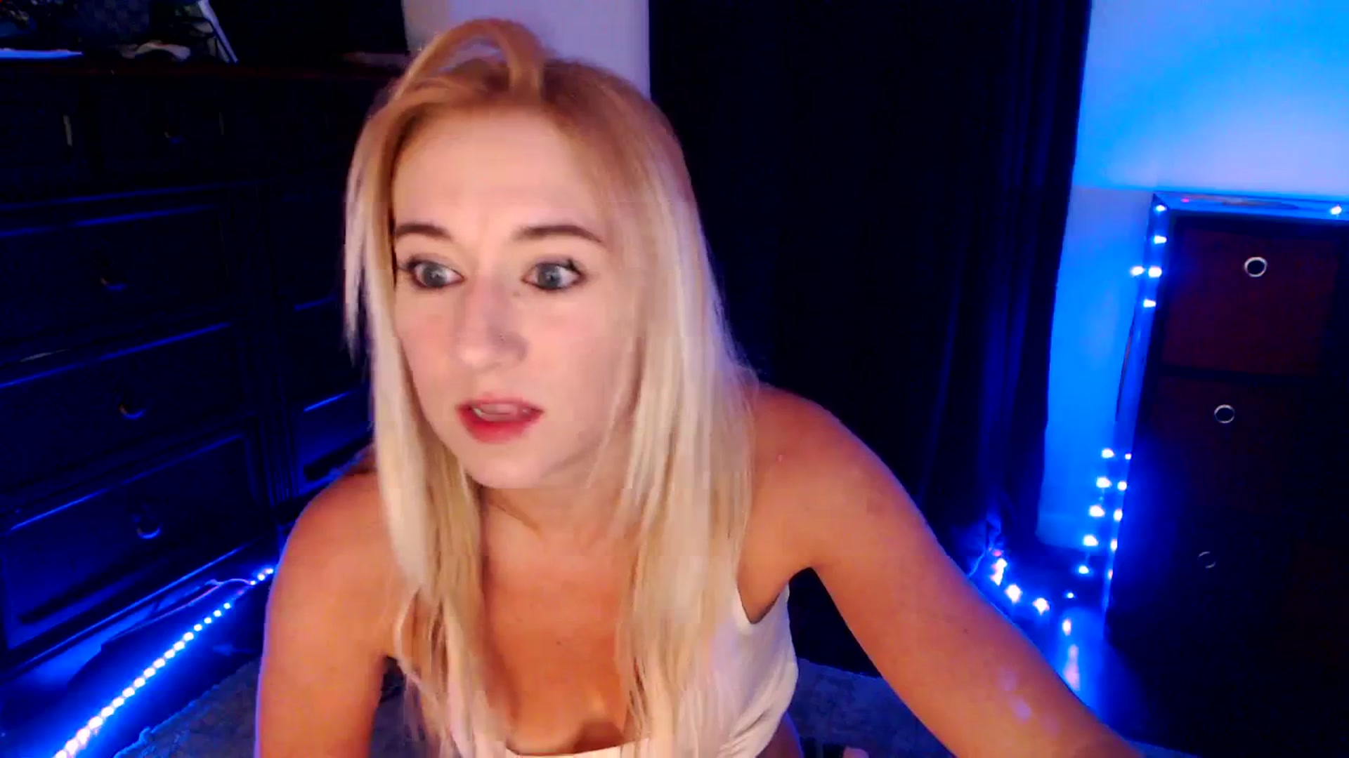 Gallery image thumbnail from SouthernSkye's myfreecams stream on, 07/06/2025, 08:01 image 17 of 20