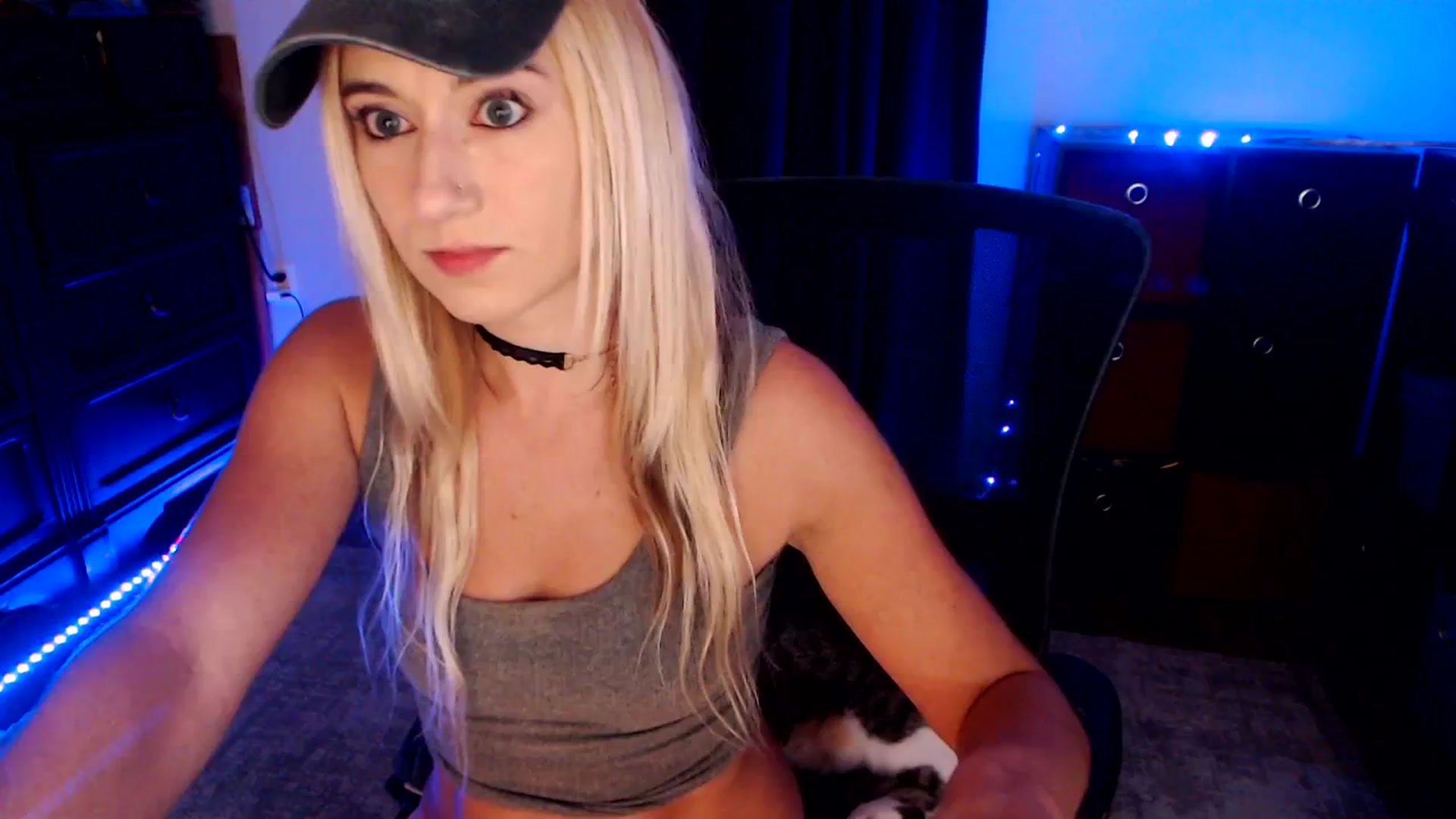 Gallery image thumbnail from SouthernSkye's myfreecams stream on, 07/31/2025, 08:15 image 6 of 20