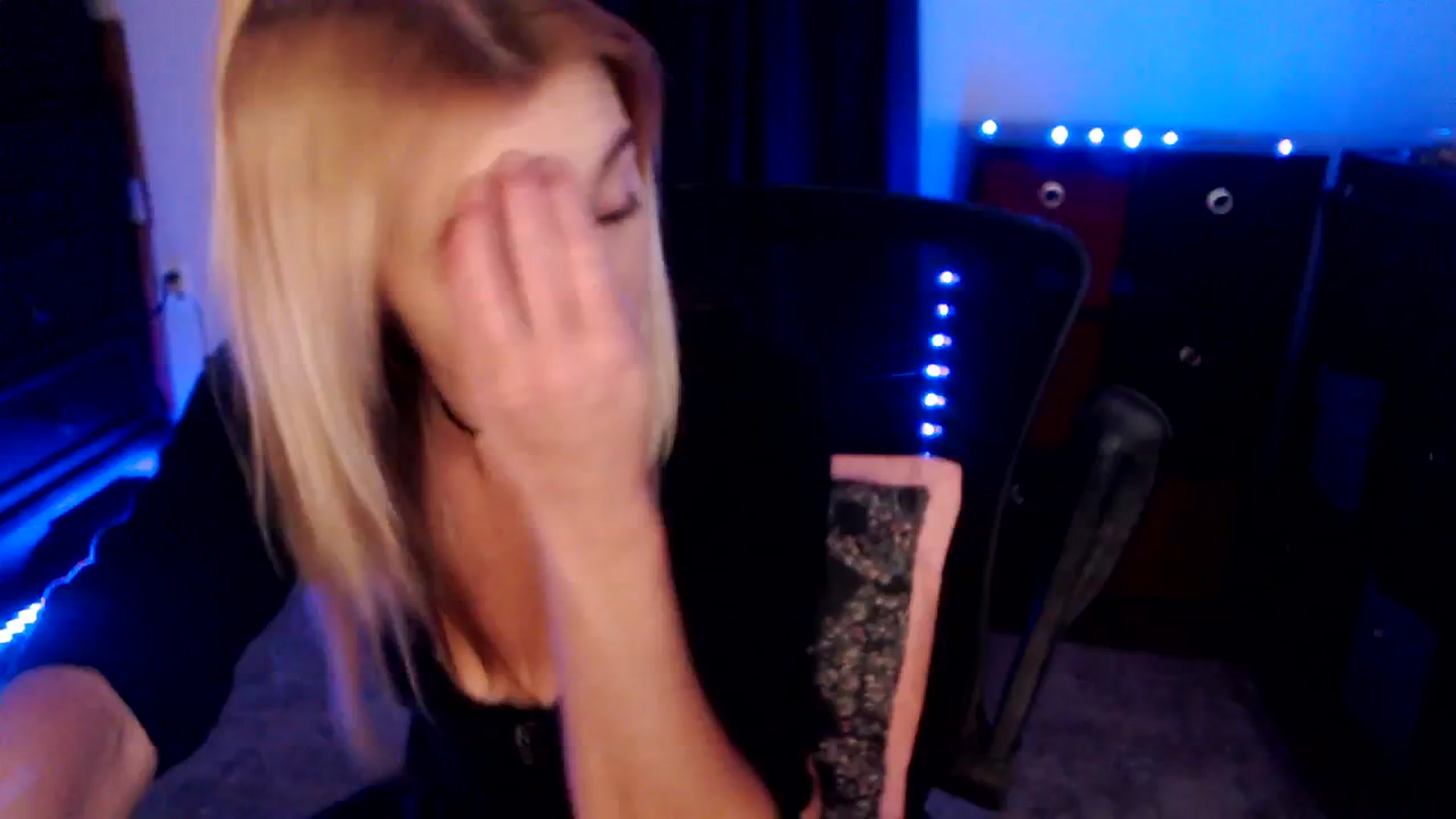 Gallery image thumbnail from SouthernSkye's myfreecams stream on, 08/13/2025, 07:38 image 17 of 20