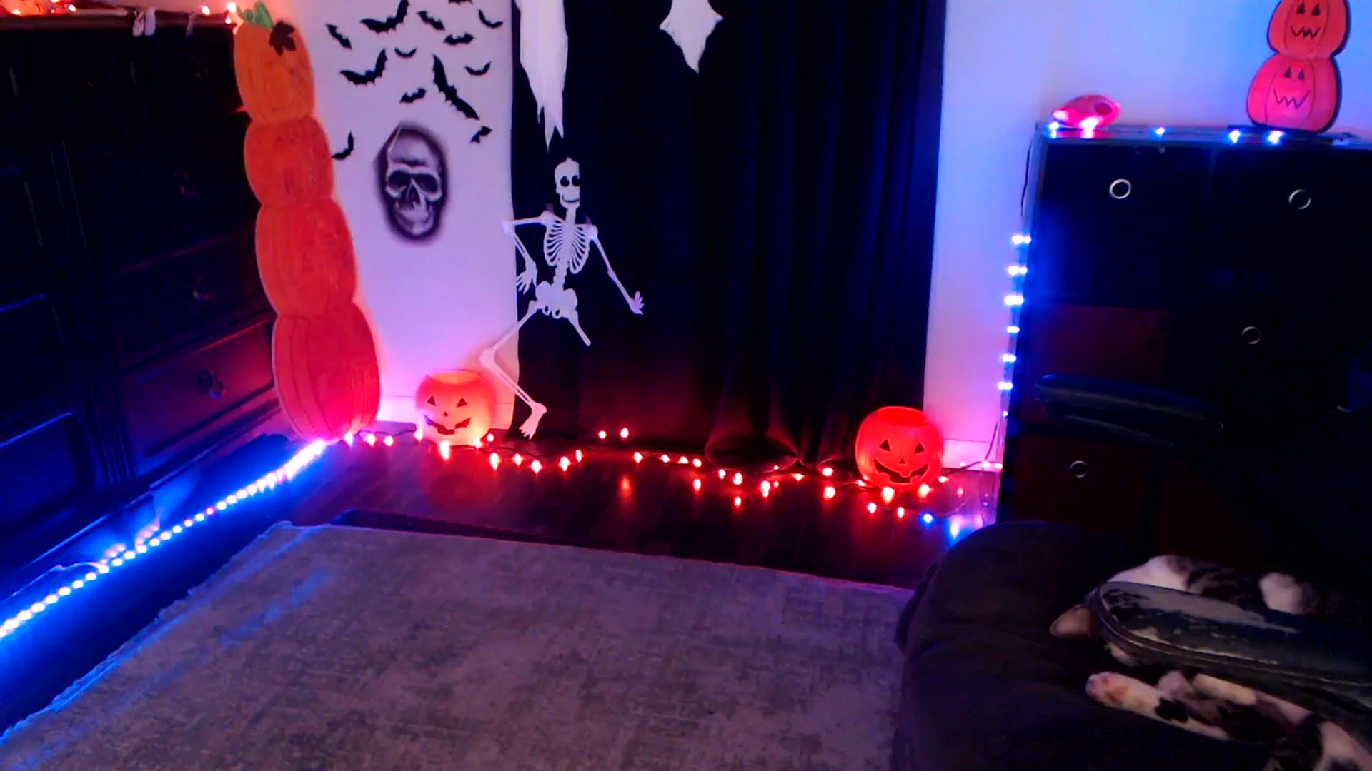 Gallery image thumbnail from SouthernSkye's myfreecams stream on, 10/15/2025, 06:31 image 19 of 20
