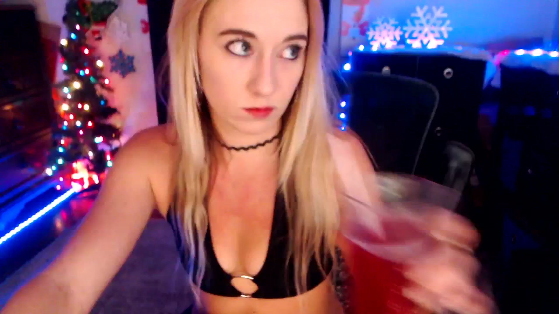 Gallery image thumbnail from SouthernSkye's myfreecams stream on, 12/30/2025, 07:59 image 11 of 20