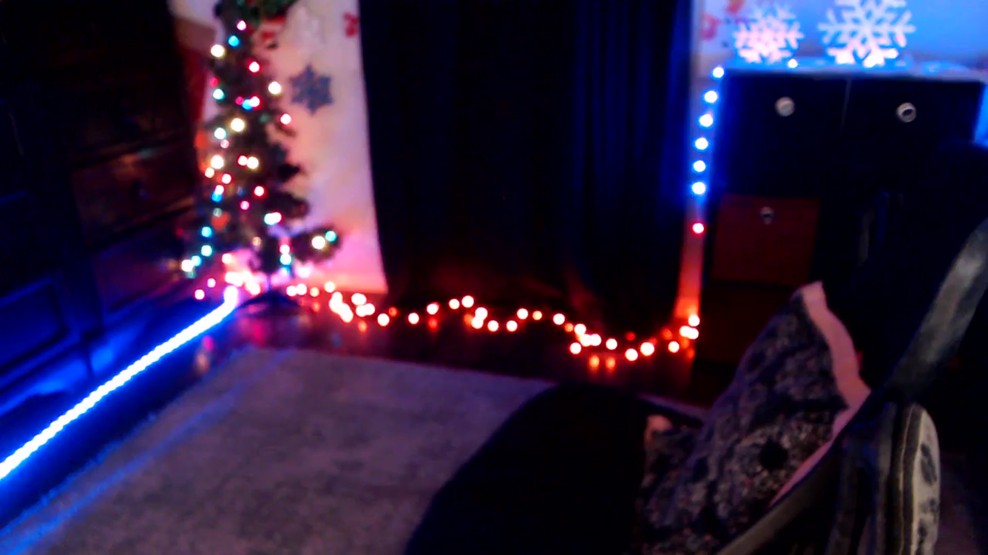 Gallery image thumbnail from SouthernSkye's myfreecams stream on, 12/31/2025, 08:49 image 13 of 20