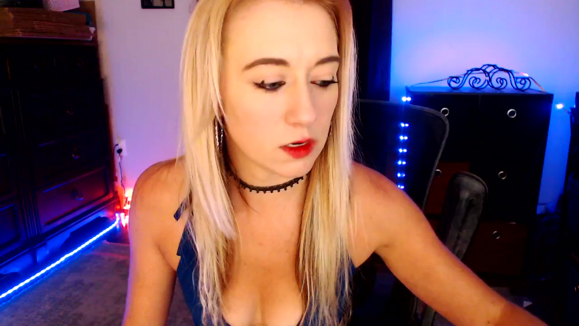 Gallery image thumbnail from SouthernSkye's myfreecams stream on, 04/14/2026, 06:47 image 12 of 20