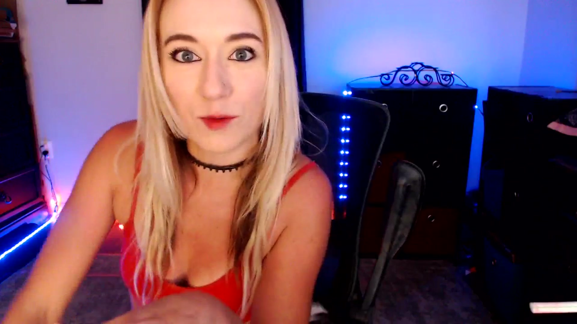 Gallery image thumbnail from SouthernSkye's myfreecams stream on, 04/21/2026, 06:59 image 6 of 20