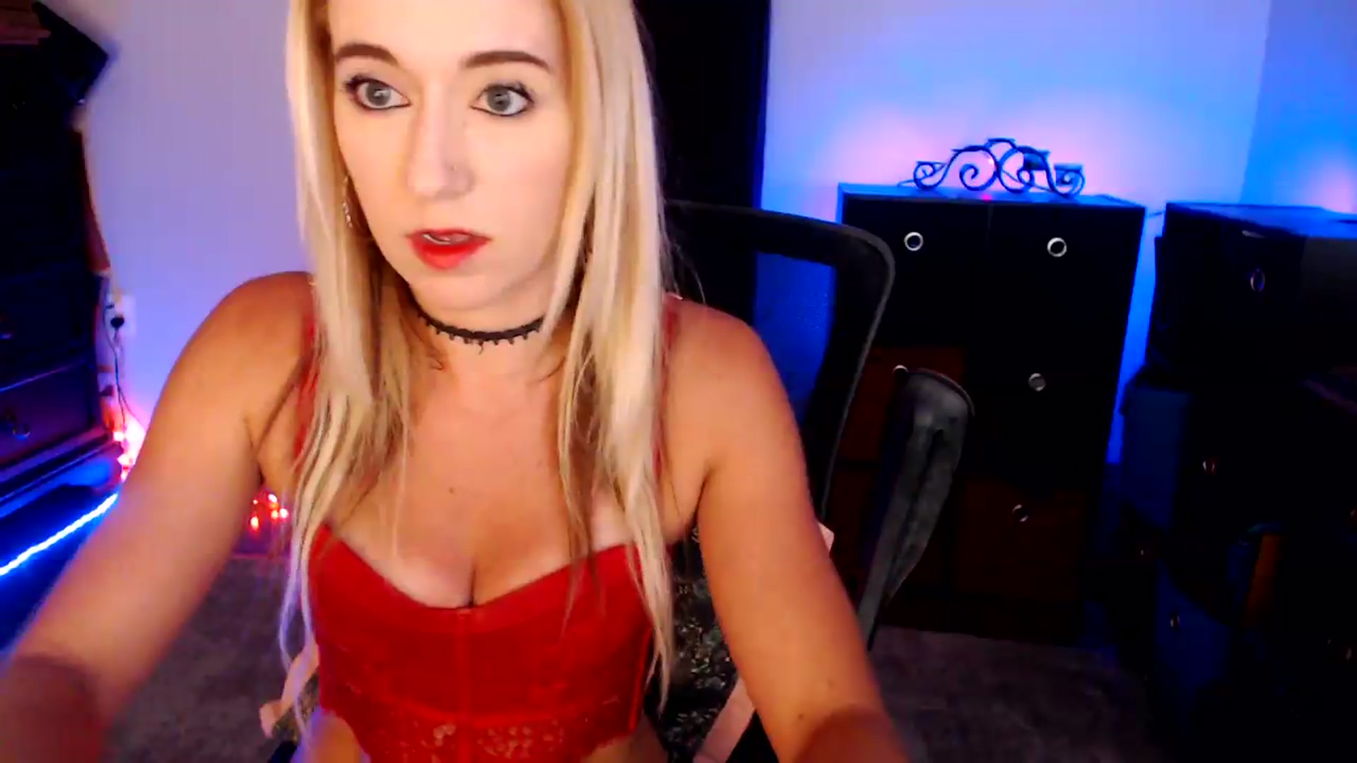 Gallery image thumbnail from SouthernSkye's myfreecams stream on, 05/29/2026, 07:20 image 15 of 20