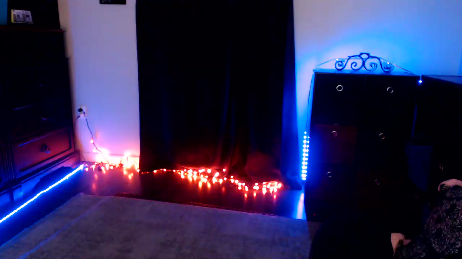 Gallery image thumbnail from SouthernSkye's myfreecams stream on, 09/04/2026, 07:10 image 17 of 20
