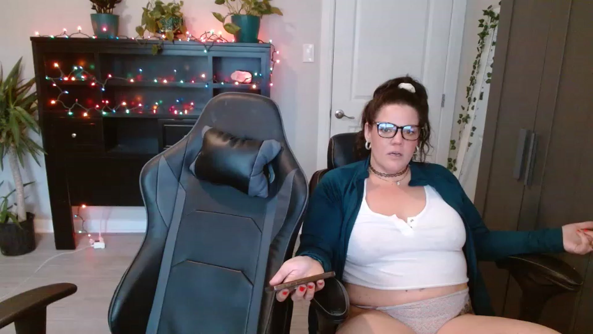 Gallery image thumbnail from SouthernmilfK's myfreecams stream on, 11/14/2022, 19:42 image 9 of 20