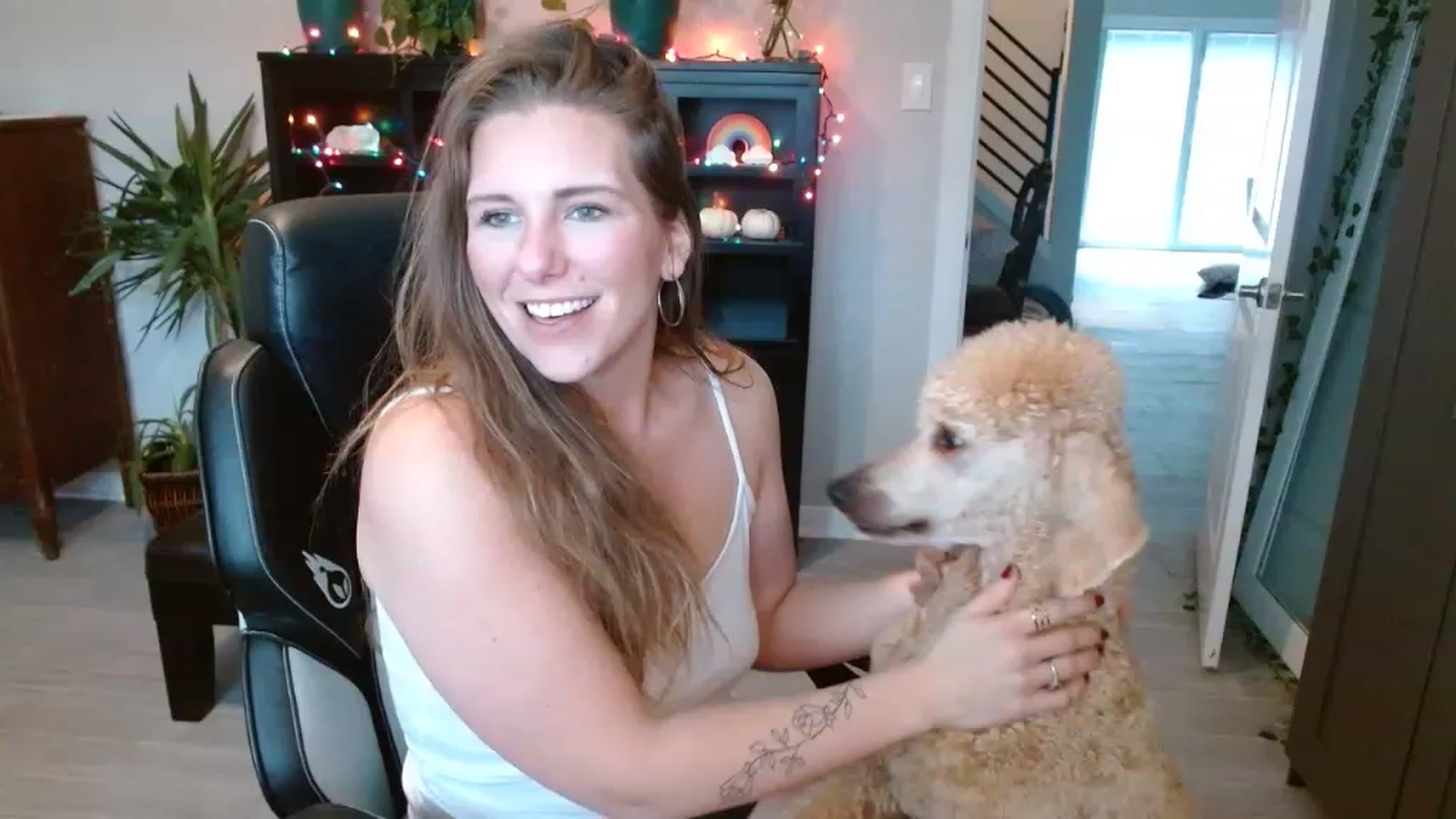 Gallery image thumbnail from SouthernmilfK's myfreecams stream on, 11/19/2022, 19:28 image 11 of 20