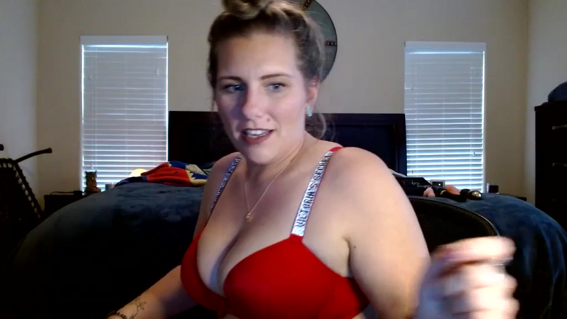 Gallery image thumbnail from SouthernmilfK's myfreecams stream on, 10/30/2023, 22:16 image 9 of 20