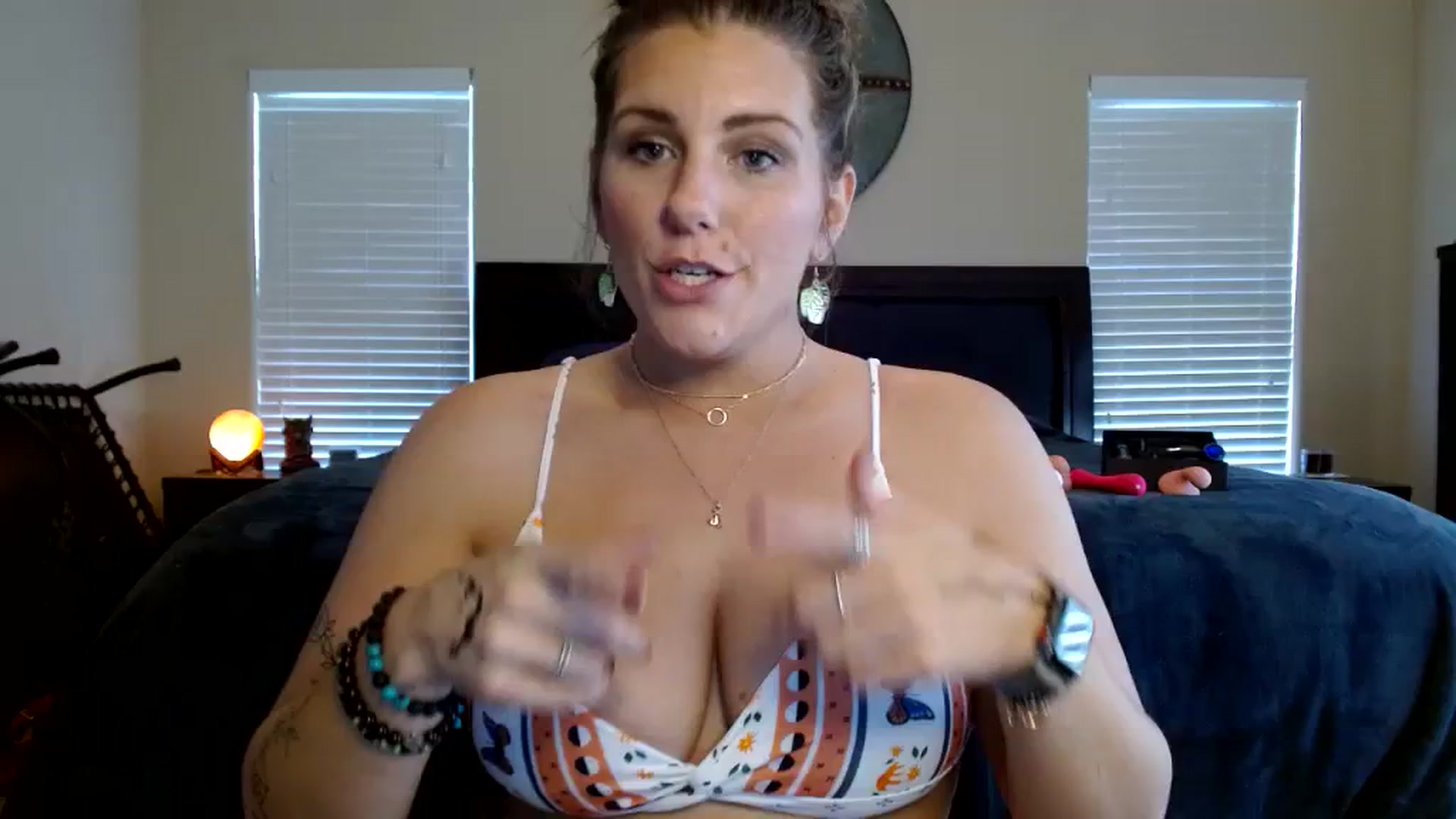 Gallery image thumbnail from SouthernmilfK's myfreecams stream on, 11/01/2023, 17:35 image 1 of 20