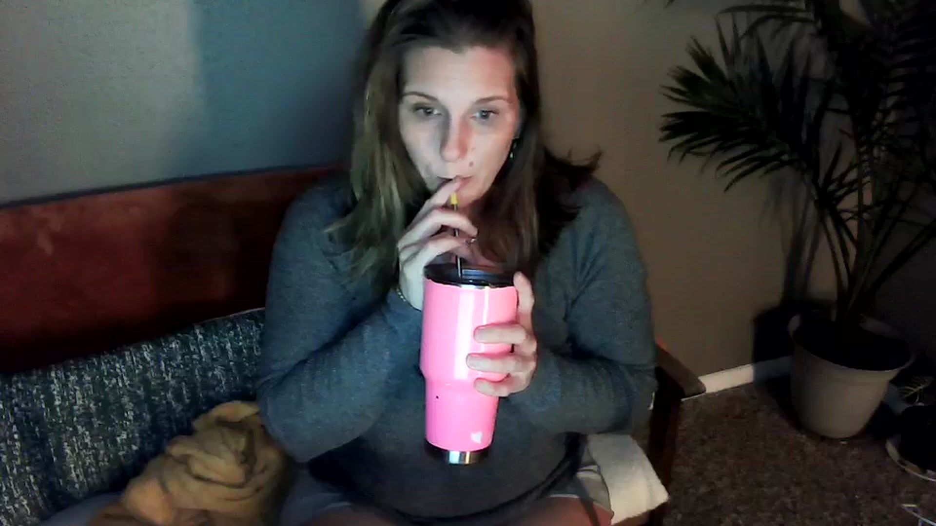 Gallery image thumbnail from SouthernmilfK's myfreecams stream on, 04/21/2025, 08:58 image 3 of 20