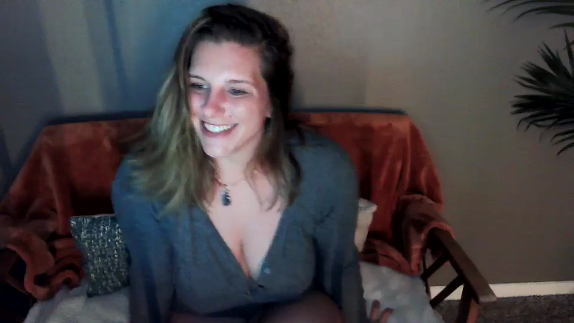 Gallery image thumbnail from SouthernmilfK's myfreecams stream on, 04/21/2025, 09:43 image 5 of 20