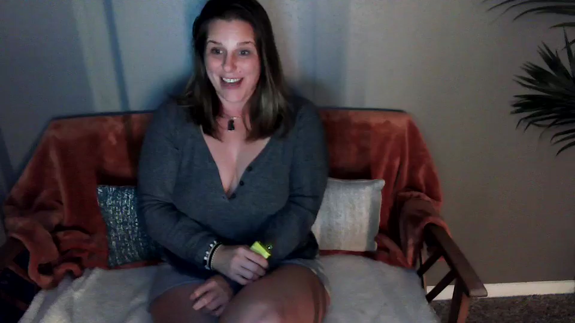 Gallery image thumbnail from SouthernmilfK's myfreecams stream on, 04/21/2025, 10:03 image 12 of 20