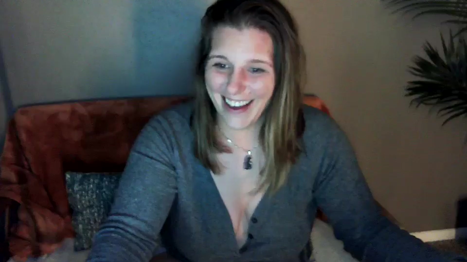 Gallery image thumbnail from SouthernmilfK's myfreecams stream on, 04/21/2025, 12:04 image 5 of 20