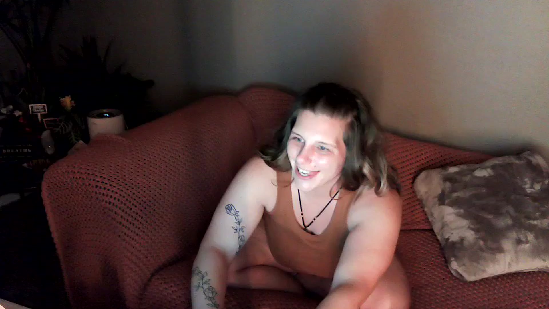 Gallery image thumbnail from SouthernmilfK's myfreecams stream on, 04/27/2025, 09:33 image 12 of 20