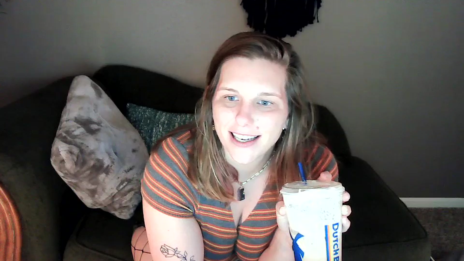 Gallery image thumbnail from SouthernmilfK's myfreecams stream on, 05/01/2025, 17:16 image 9 of 20