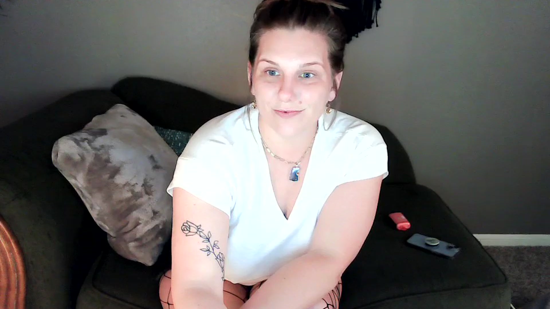 Gallery image thumbnail from SouthernmilfK's myfreecams stream on, 05/01/2025, 17:16 image 17 of 20