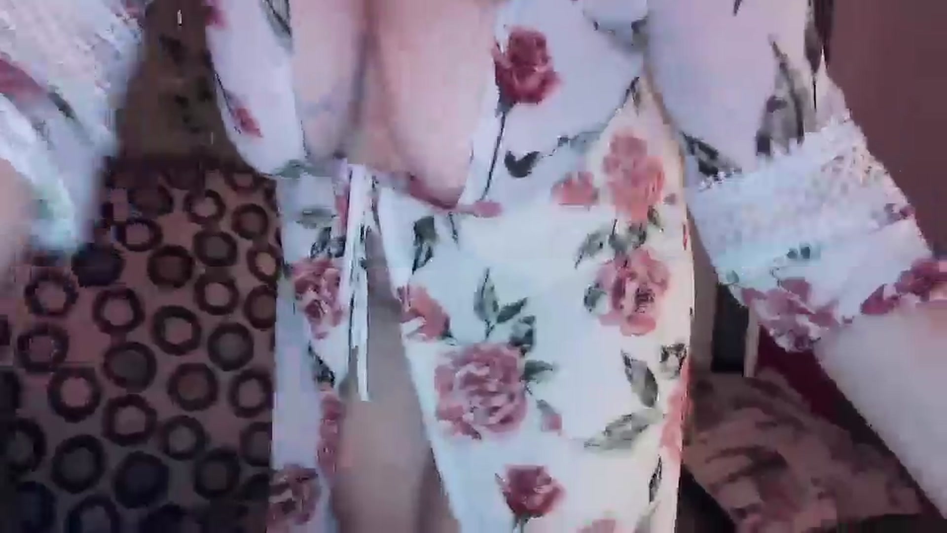 Gallery image thumbnail from SouthernmilfK's myfreecams stream on, 10/18/2025, 13:28 image 17 of 20