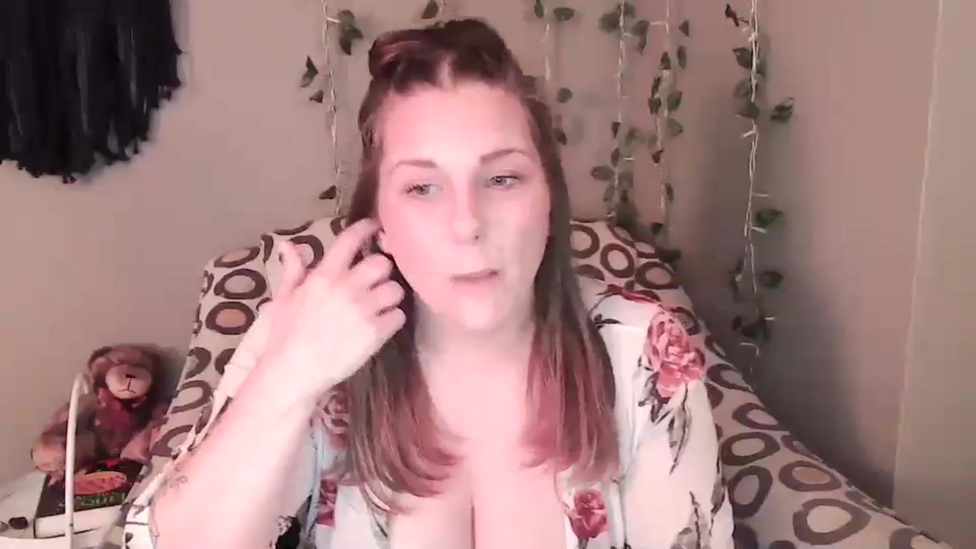 Gallery image thumbnail from SouthernmilfK's myfreecams stream on, 10/28/2025, 16:45 image 12 of 20