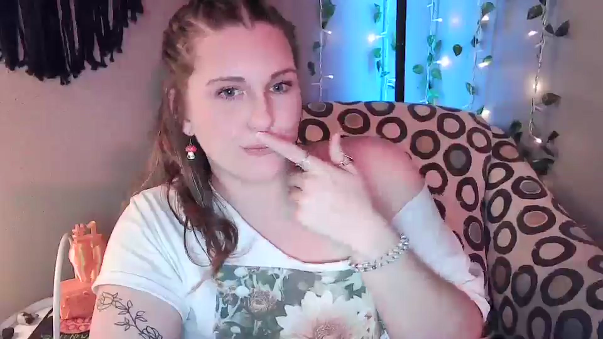 Gallery image thumbnail from SouthernmilfK's myfreecams stream on, 11/03/2025, 10:15 image 3 of 20