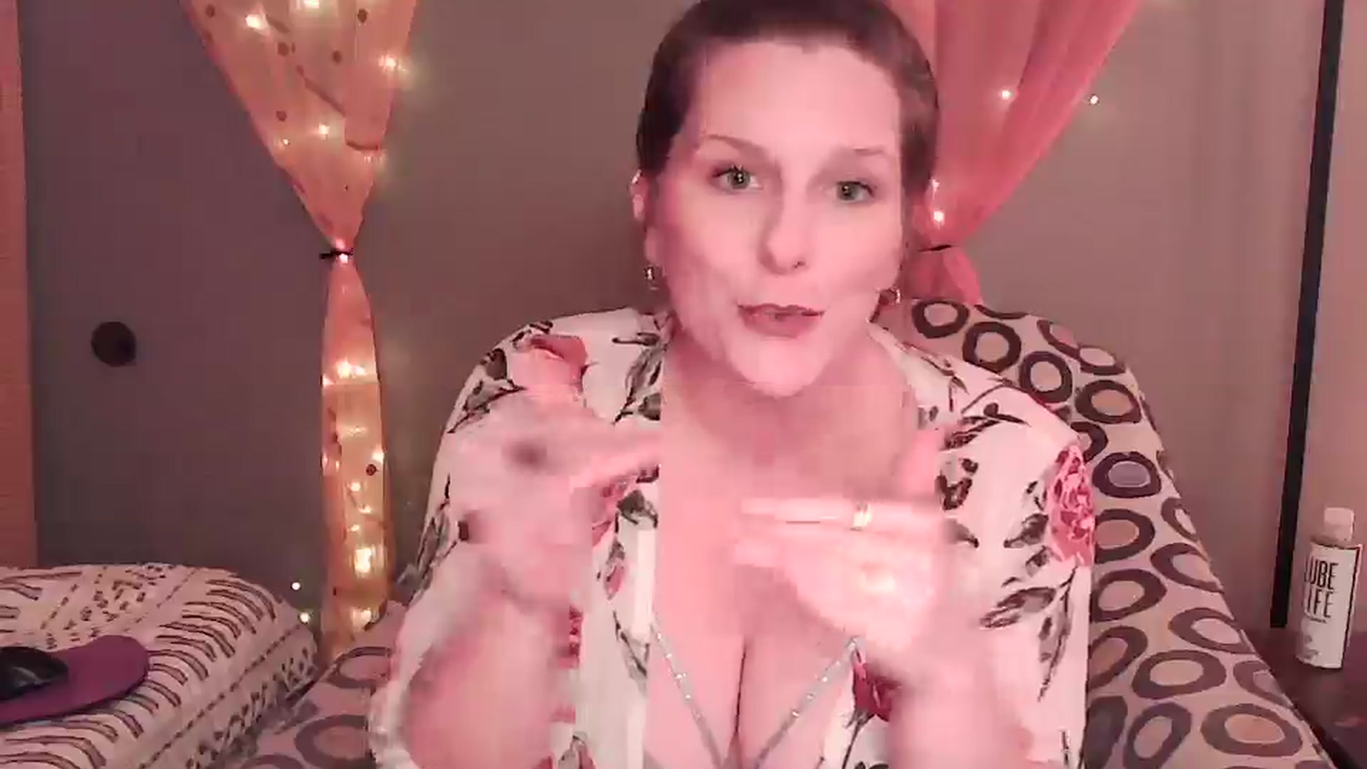 Gallery image thumbnail from SouthernmilfK's myfreecams stream on, 01/11/2026, 01:16 image 18 of 20