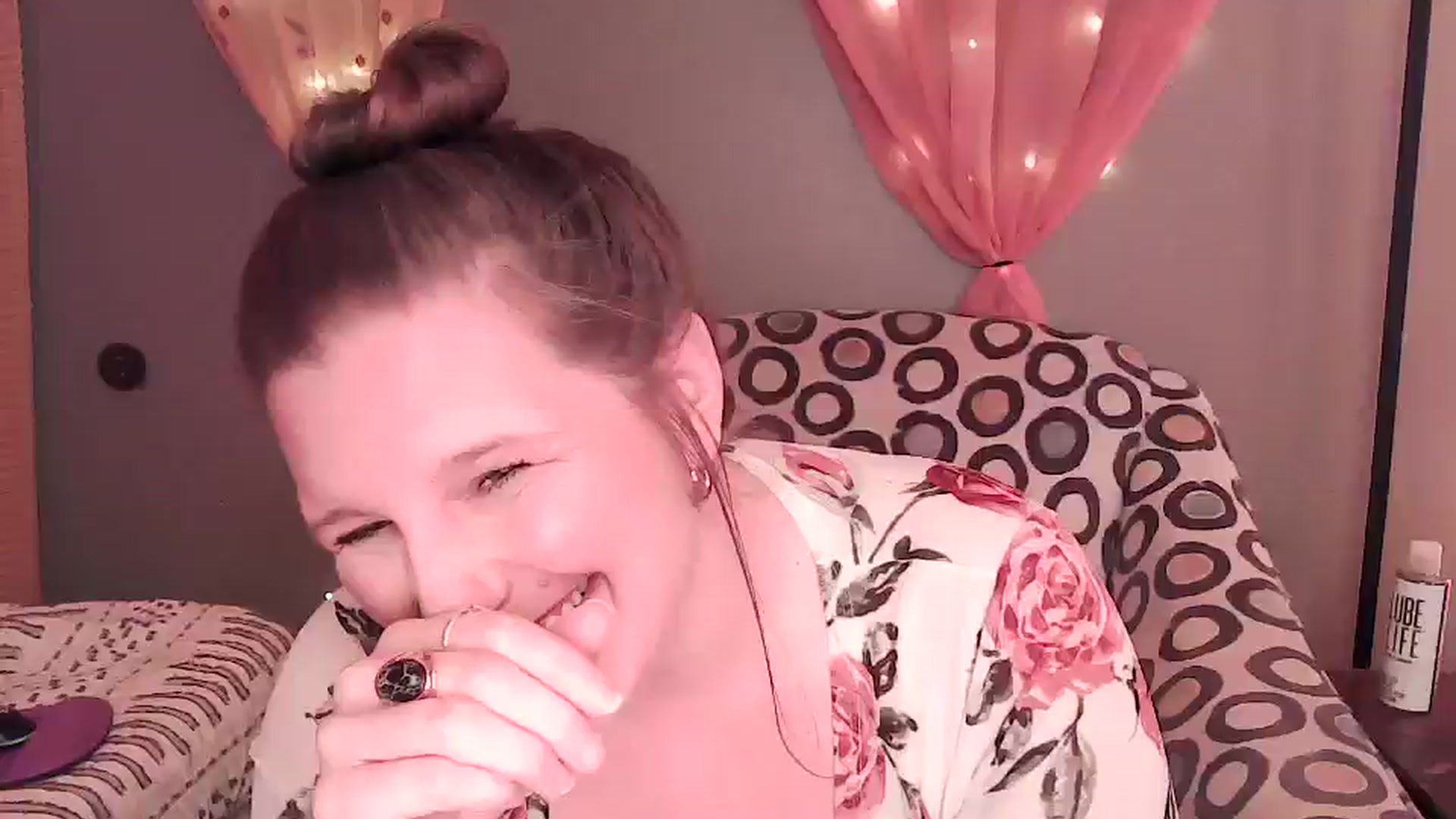 Gallery image thumbnail from SouthernmilfK's myfreecams stream on, 01/11/2026, 01:29 image 15 of 20