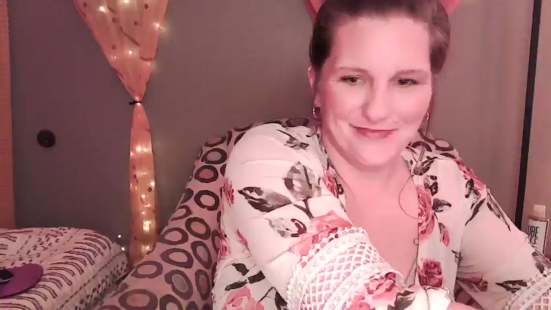 Gallery image thumbnail from SouthernmilfK's myfreecams stream on, 01/11/2026, 01:29 image 13 of 20