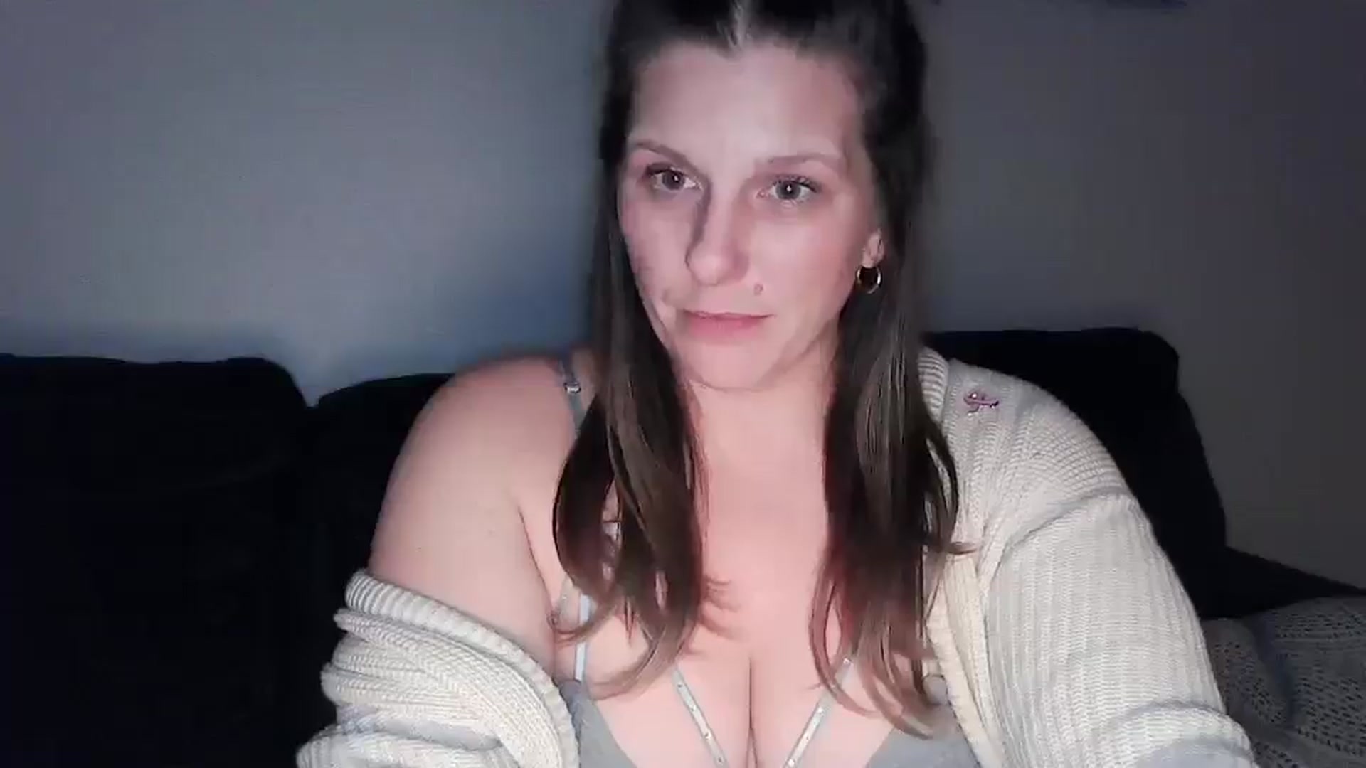 Gallery image thumbnail from SouthernmilfK's myfreecams stream on, 01/27/2026, 11:31 image 8 of 20