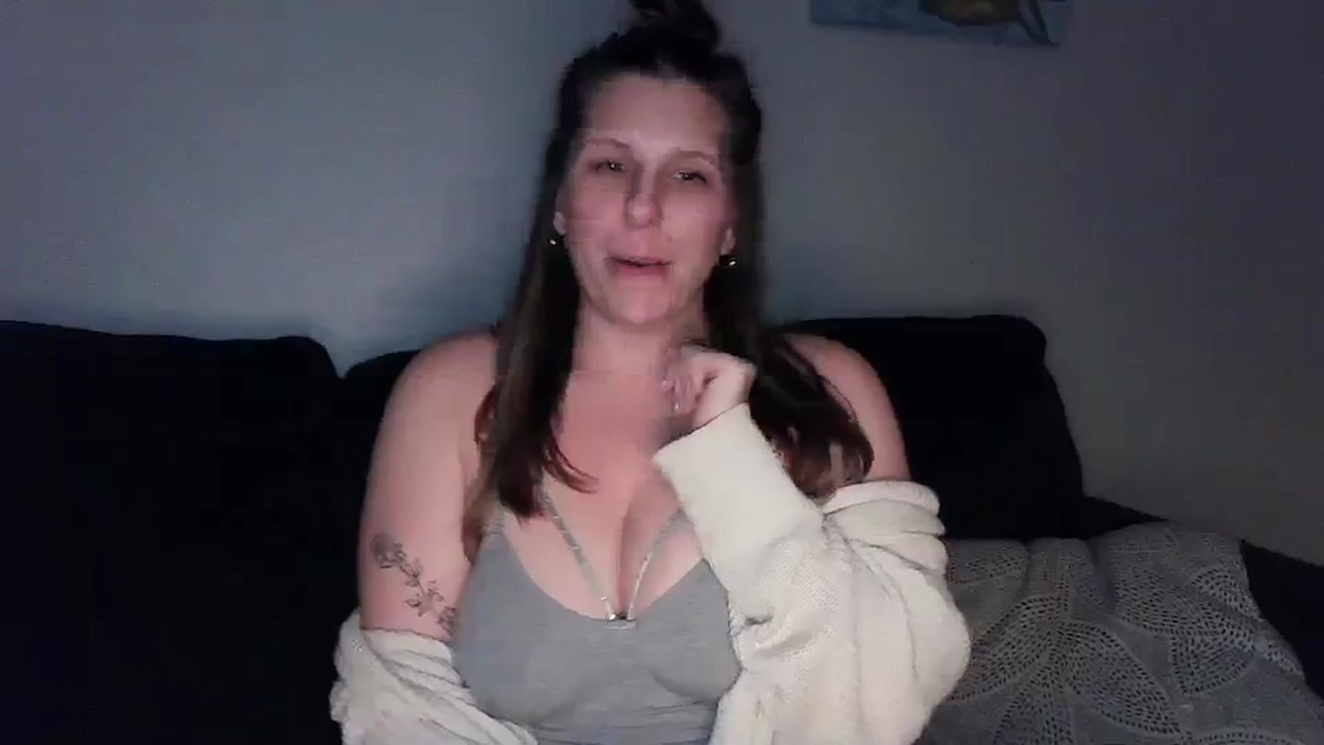 Gallery image thumbnail from SouthernmilfK's myfreecams stream on, 01/27/2026, 11:31 image 3 of 20