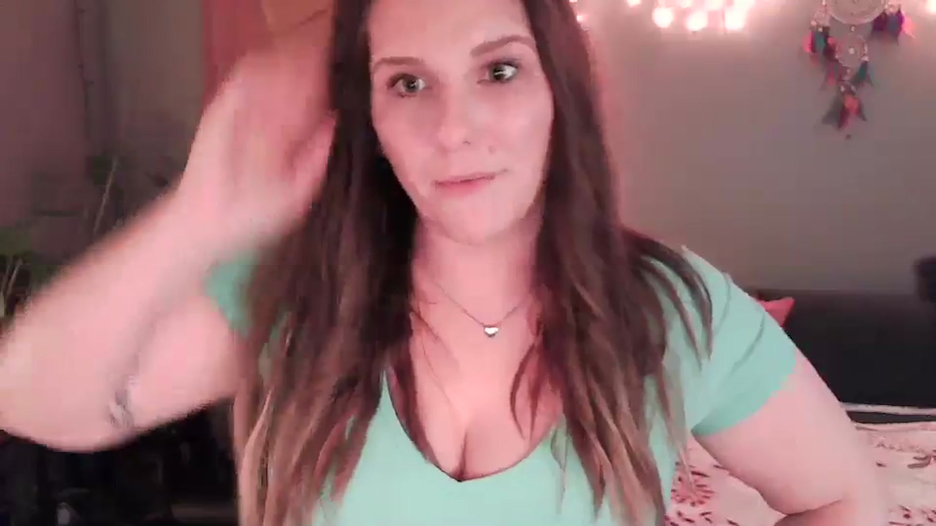 Gallery image thumbnail from SouthernmilfK's myfreecams stream on, 04/03/2026, 01:19 image 18 of 20