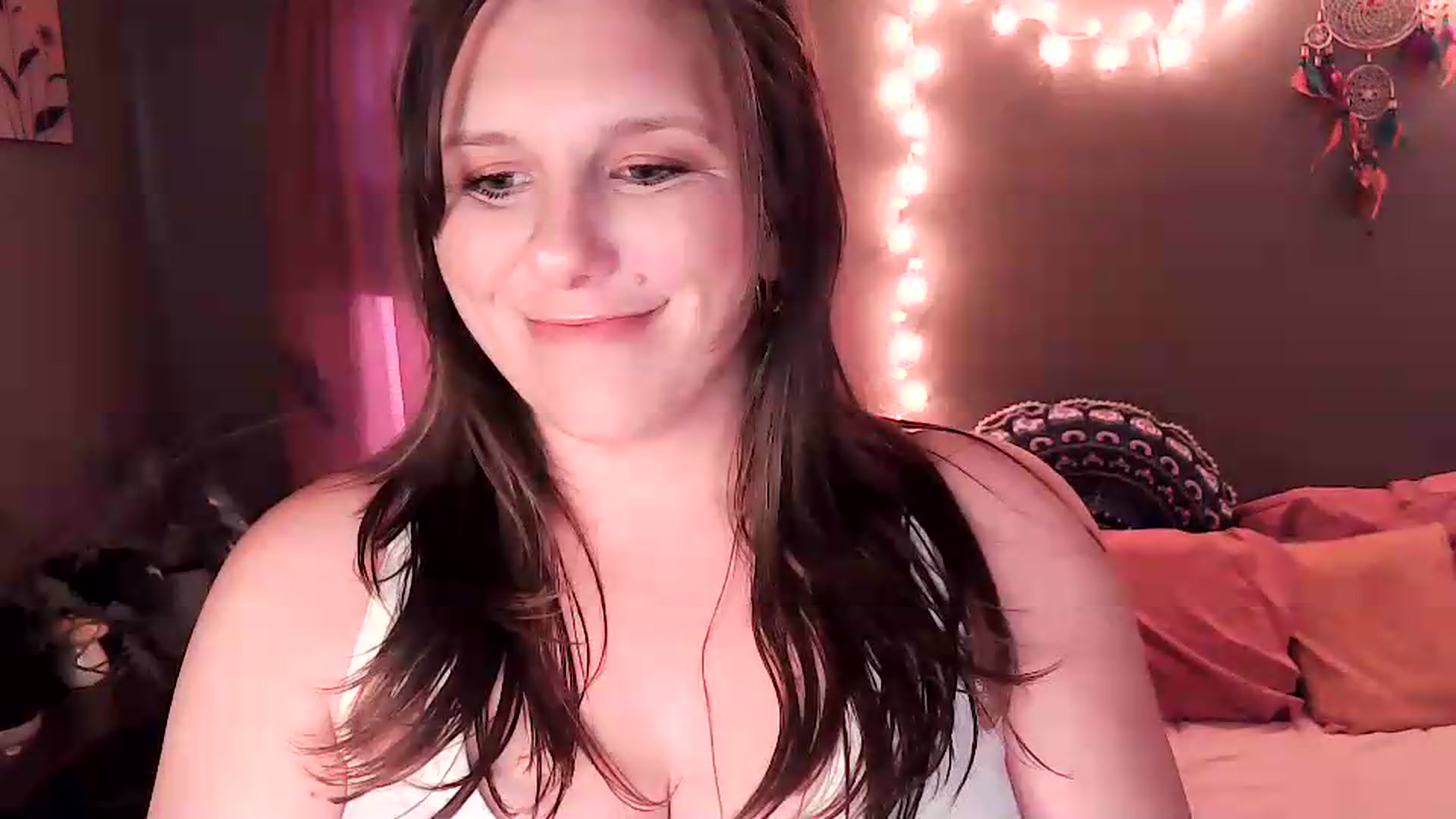 Gallery image thumbnail from SouthernmilfK's myfreecams stream on, 06/07/2026, 17:43 image 8 of 20