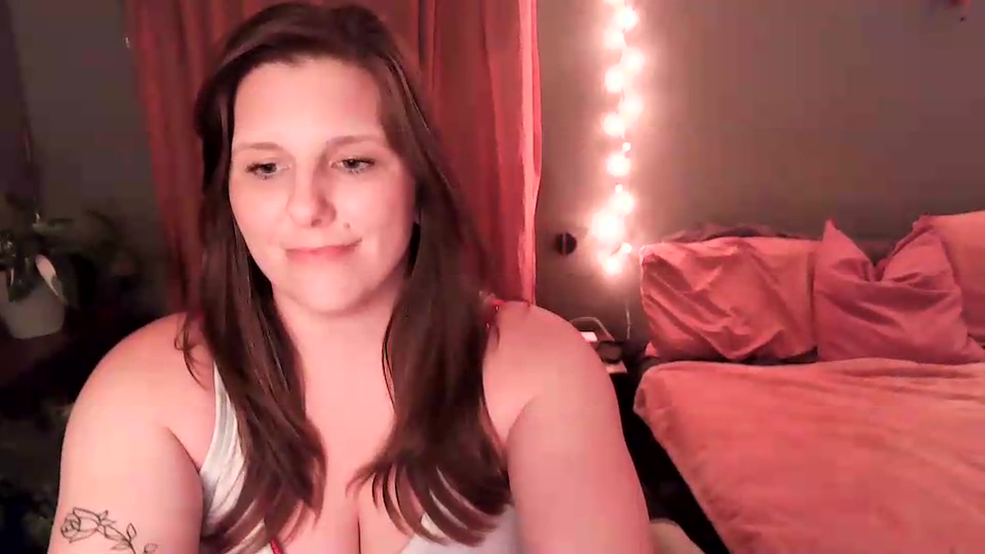 Gallery image thumbnail from SouthernmilfK's myfreecams stream on, 06/15/2026, 06:11 image 19 of 20
