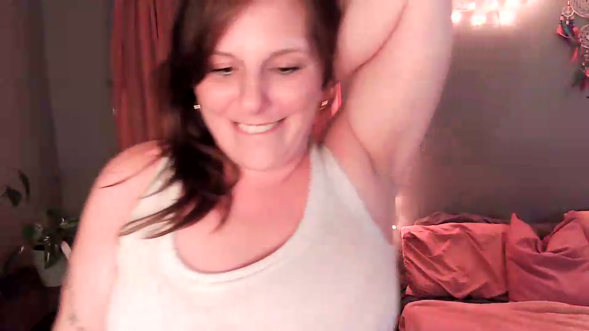 Gallery image thumbnail from SouthernmilfK's myfreecams stream on, 06/15/2026, 06:11 image 6 of 20