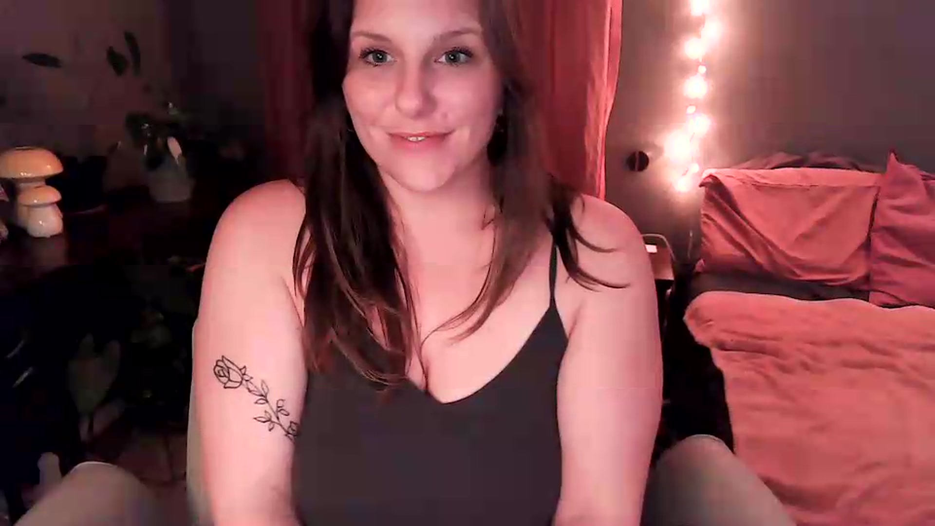 Gallery image thumbnail from SouthernmilfK's myfreecams stream on, 06/15/2026, 12:52 image 15 of 20